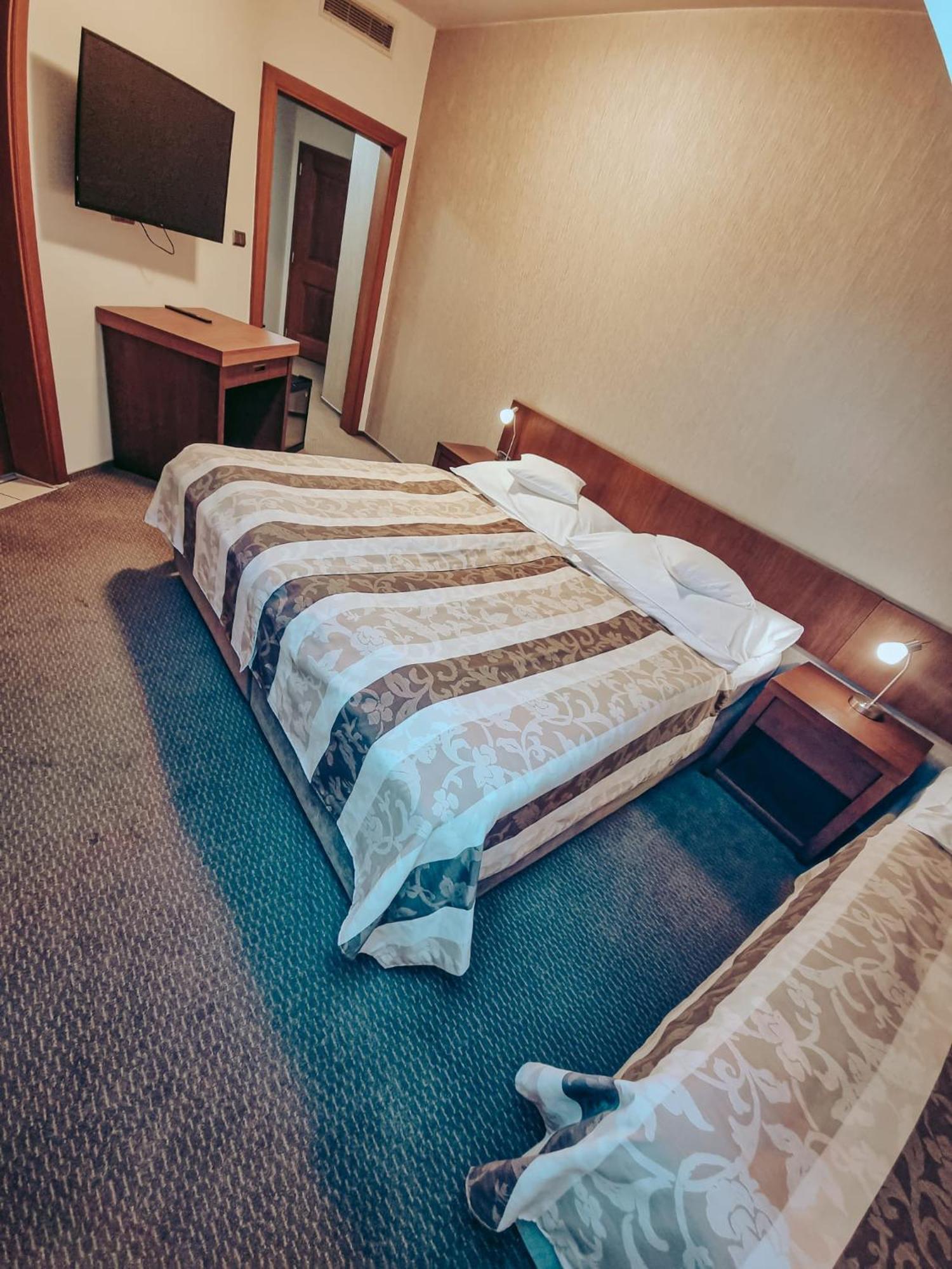 Hotel Mario Lednice Eksteriør bilde