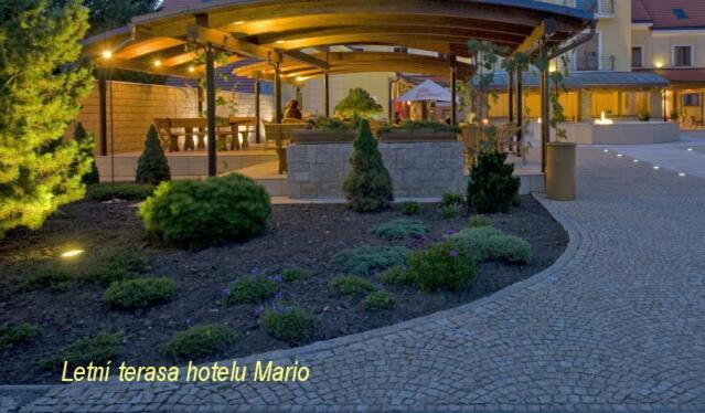 Hotel Mario Lednice Eksteriør bilde