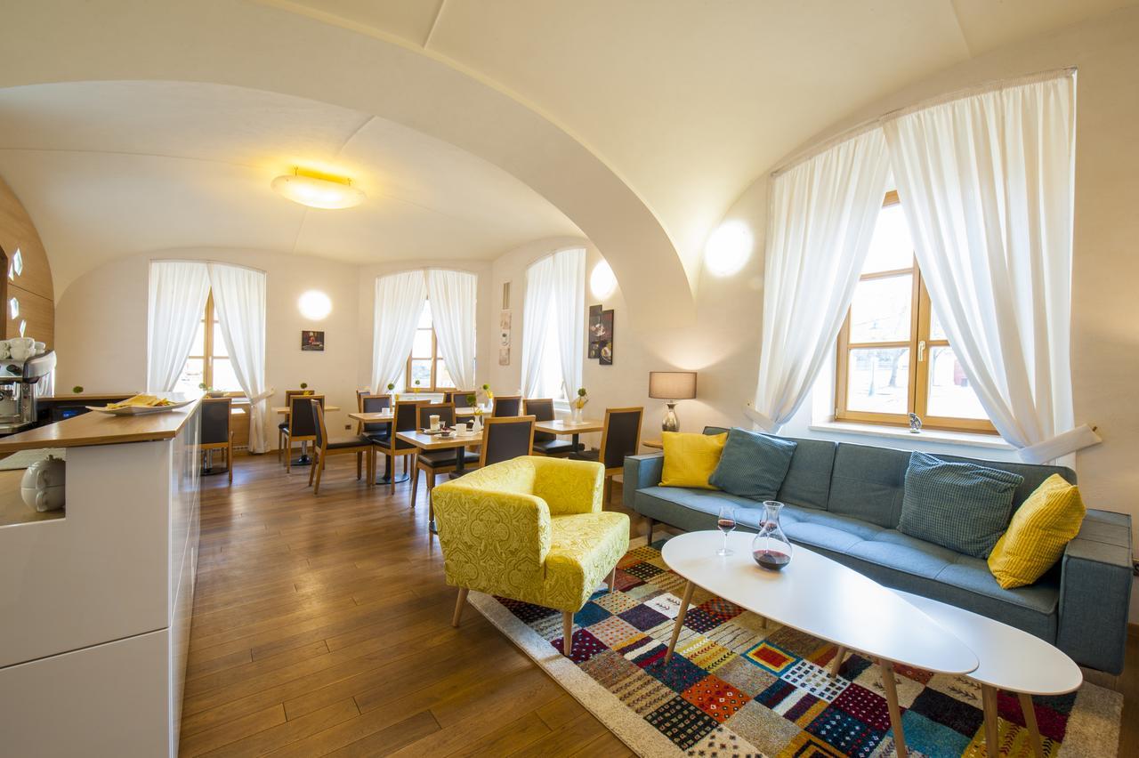 Hotel Mario Lednice Eksteriør bilde
