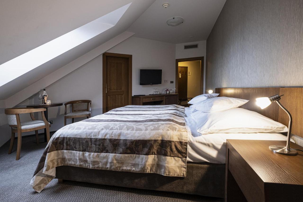Hotel Mario Lednice Eksteriør bilde