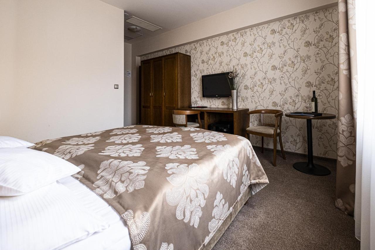 Hotel Mario Lednice Eksteriør bilde