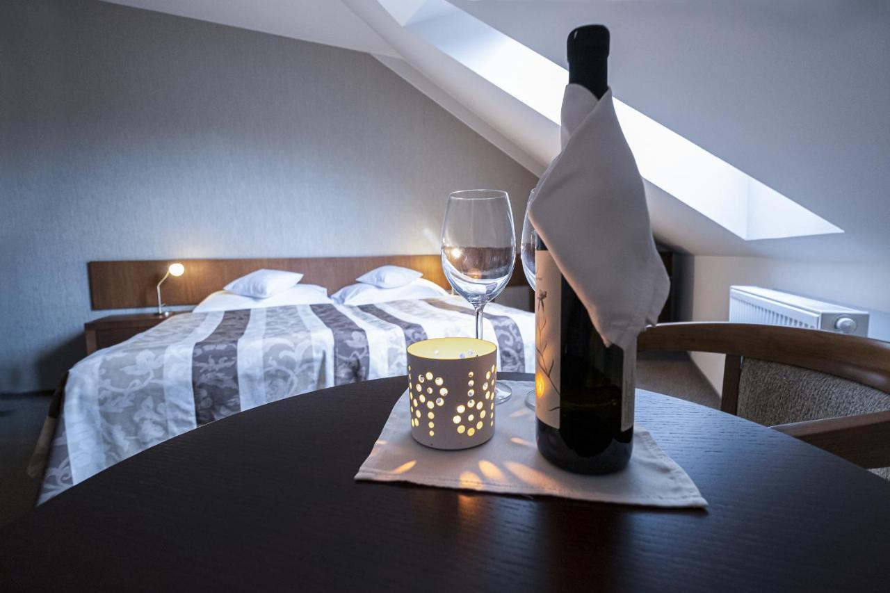Hotel Mario Lednice Eksteriør bilde